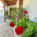La Paredita Casa Taoro
