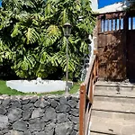 La Paredita Casa Taoro * El Tanque