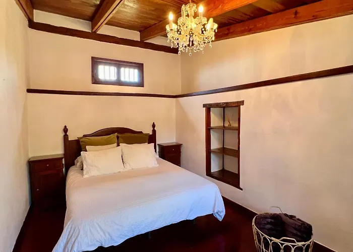 La Paredita Casa Taoro El Tanque