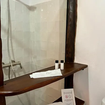 La Paredita Casa Taoro *